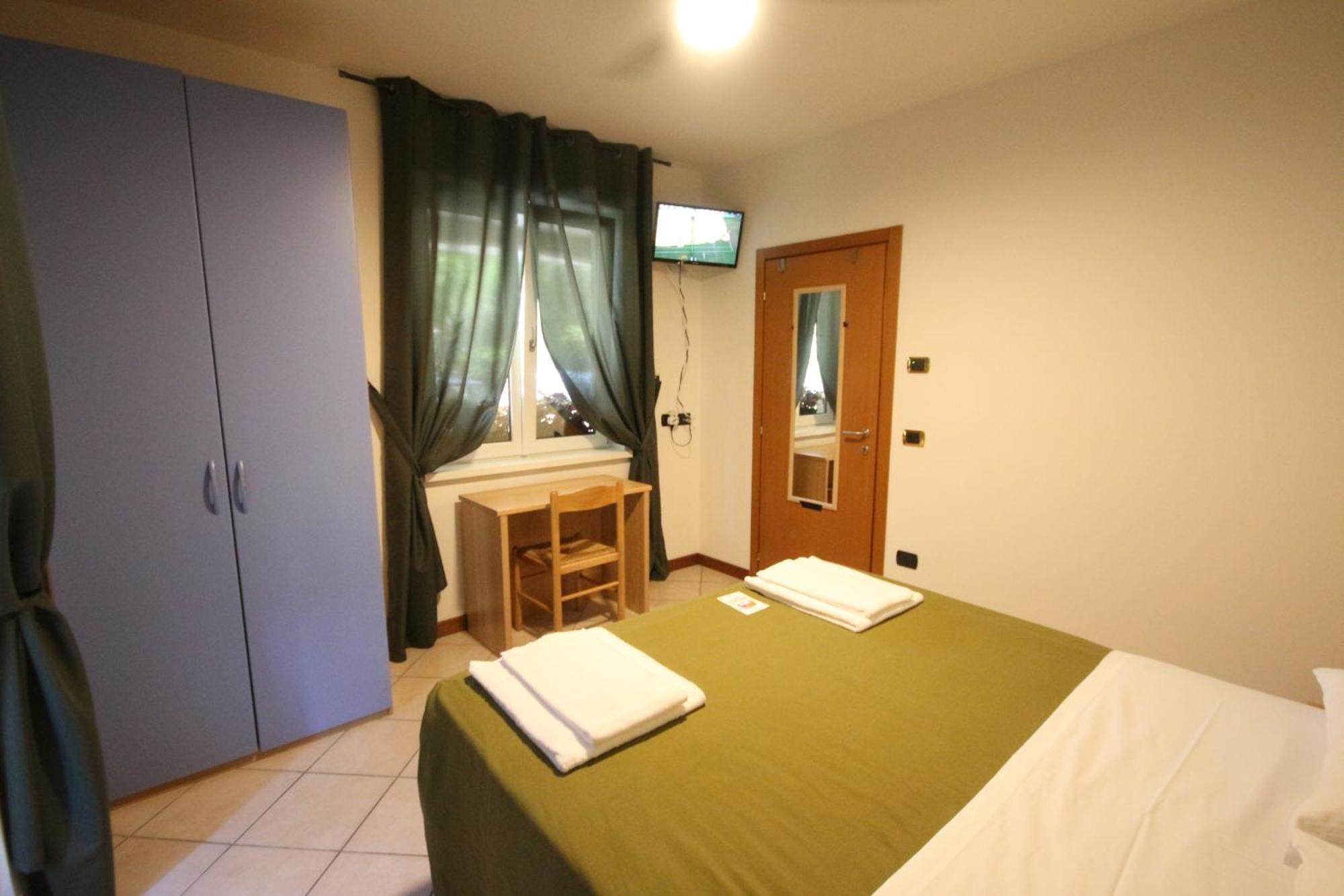 Casa Wanda Since 1999 Frühstückspension Riva del Garda