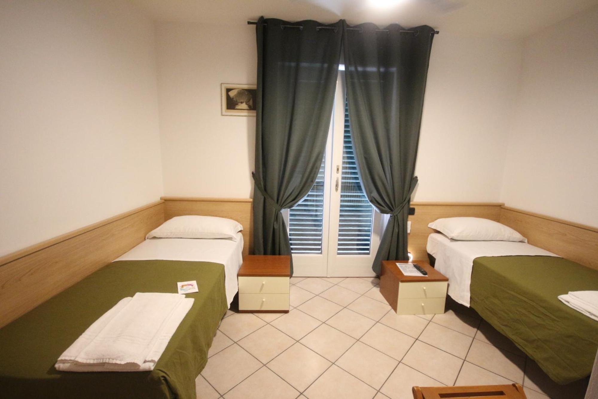 Casa Wanda Since 1999 Frühstückspension Riva del Garda